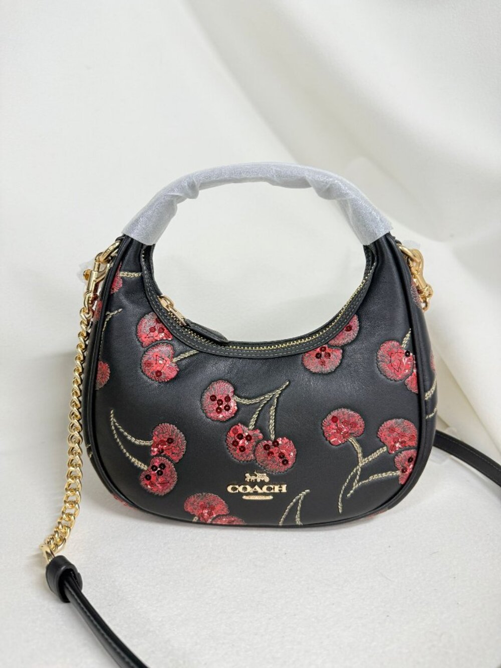 coach Carmen Mini Crossbody Bag With Cherry Print ccz22